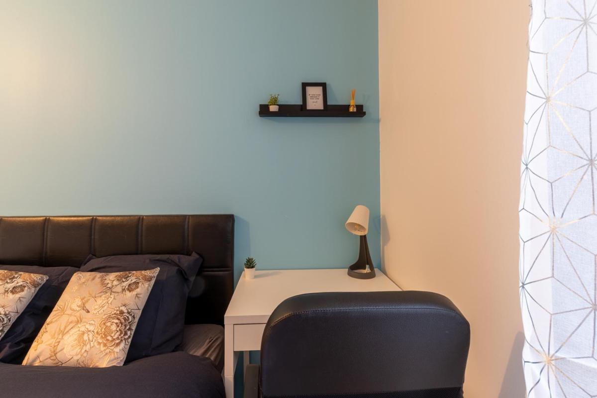 Bed and Breakfast Le Beau Refuge Parisien De Cergy - Parisian Modern Flat At Cergy Exterior foto