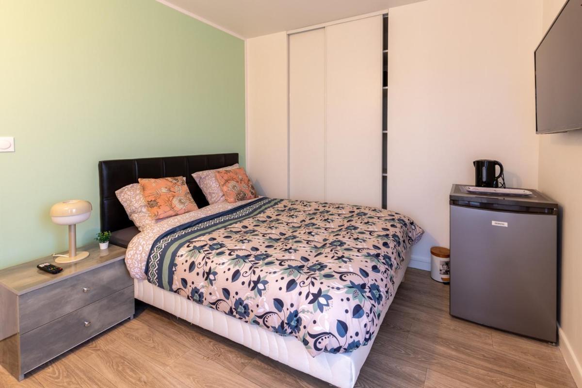 Bed and Breakfast Le Beau Refuge Parisien De Cergy - Parisian Modern Flat At Cergy Exterior foto